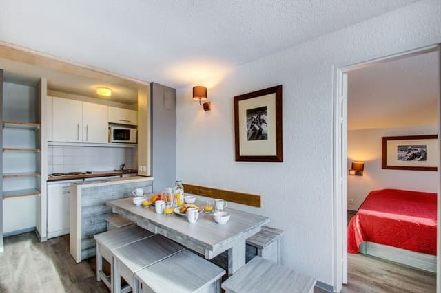 2-room apartment with sleeping area for 6 people