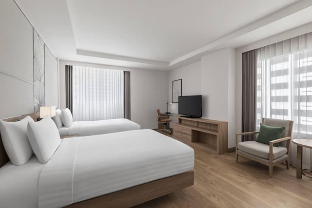 Larger Guest room, 2 Double, Corner room
