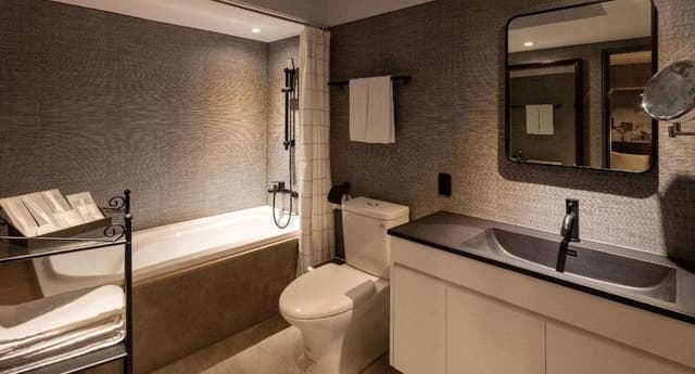 Elite Room, 1 Double Bed, City View