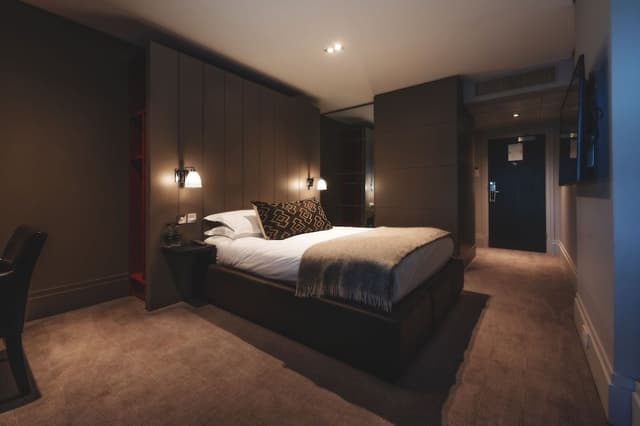 Superior Room, 1 King Bed