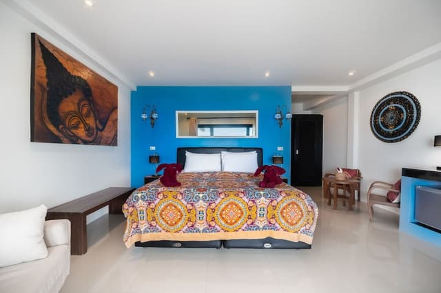 Deluxe Beachfront Room