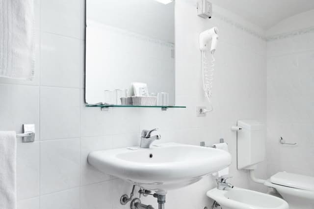 Single Room, Private Bathroom (External)