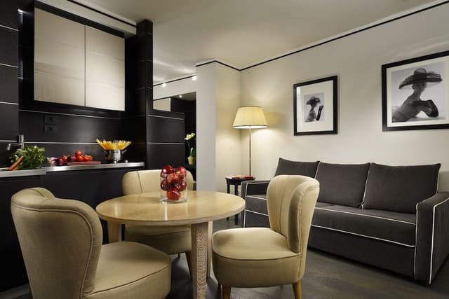 Junior Superior Suite