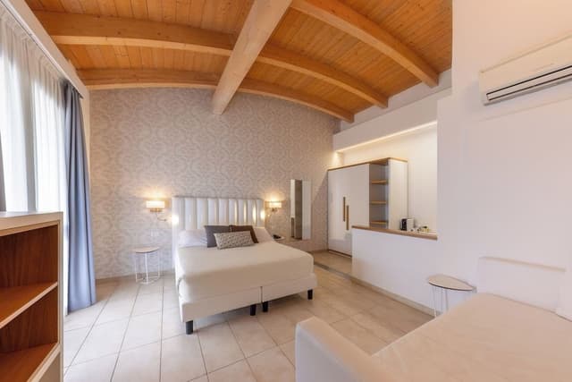 Exclusive Room