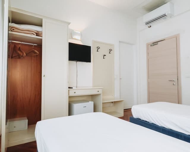Double Comfort Room