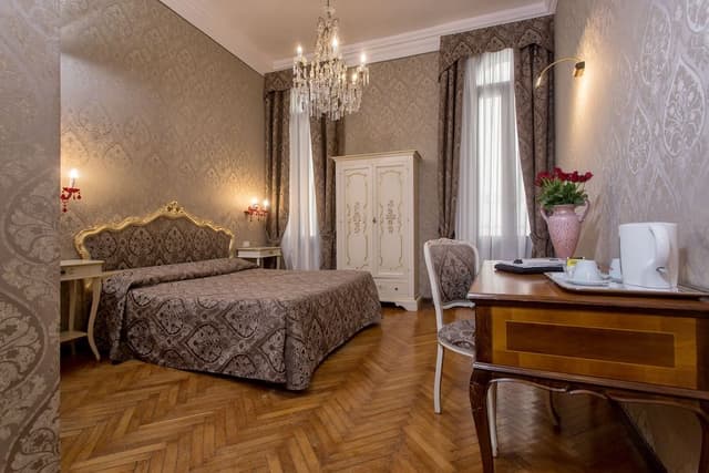 Deluxe Double Room, 1 Bedroom, Private Bathroom, Mezzanine