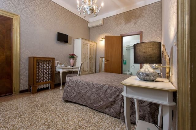 Deluxe Double Room, 1 Bedroom, Private Bathroom, Mezzanine