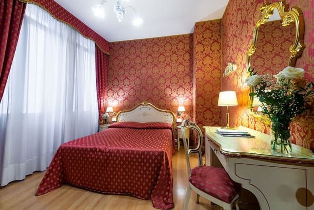 Double Room (4th floor)