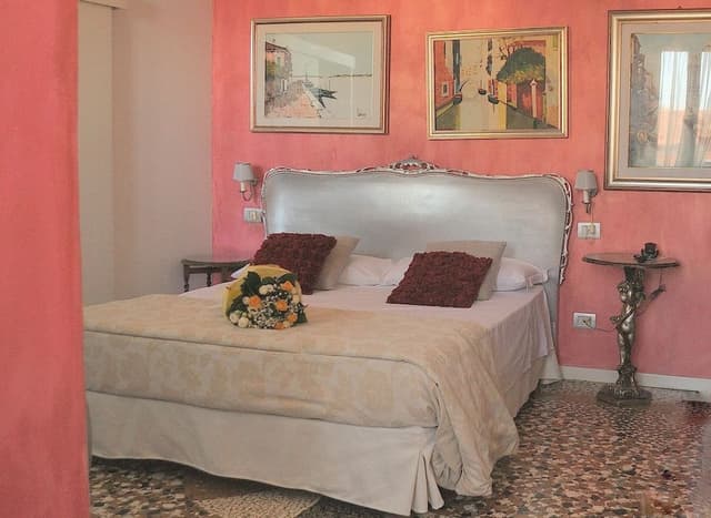 Classic Double or Twin Room
