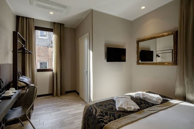 Classic Double Room