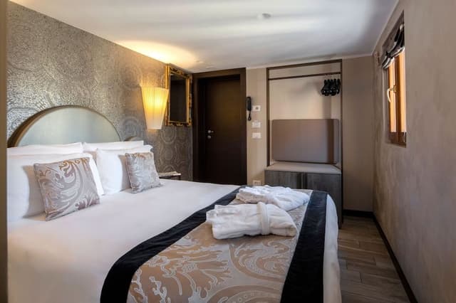 Basic Double Room
