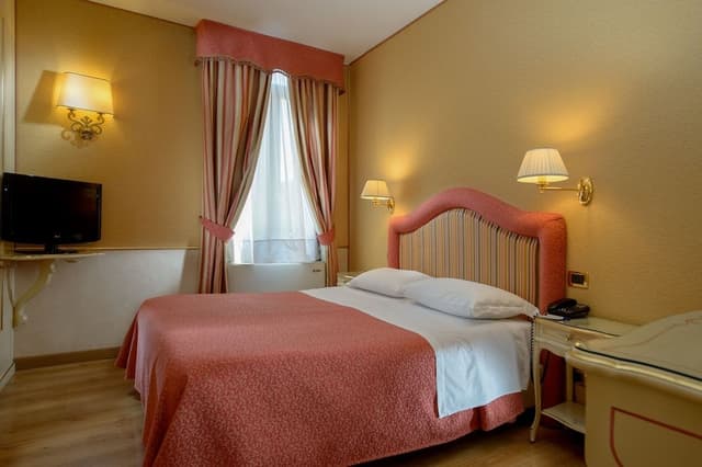 Classic Double Room