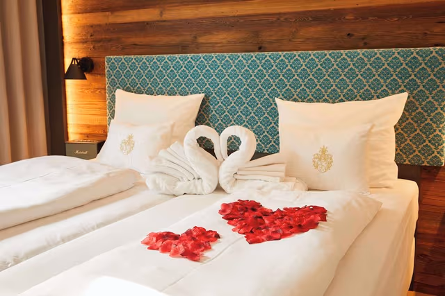 Standard Room, 1 Double Bed, Balcony (Converts to 2 Twin Beds)