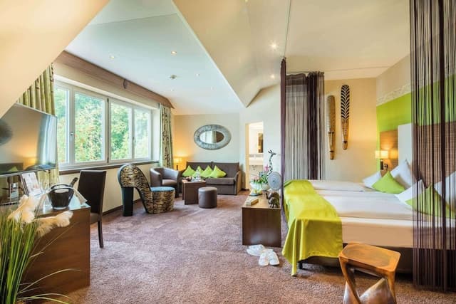 Deluxe Suite, 1 King Bed