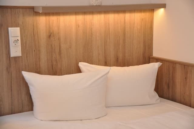 Double Room, 1 Queen Bed