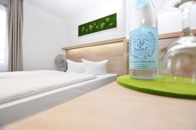 Classic Room, 1 Queen Bed