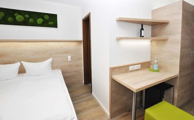 Classic Room, 1 Queen Bed