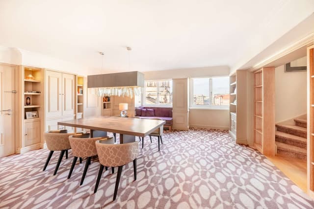 PRESIDENTIAL SUITE -DOME VIEW -LOUNGE ACCESS