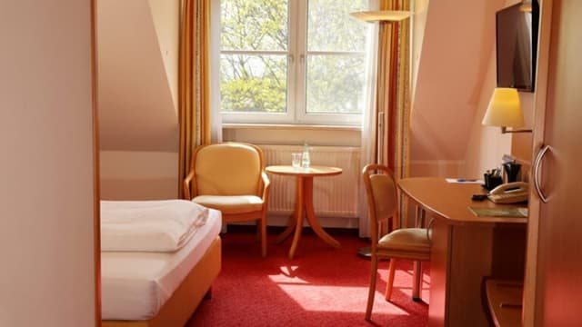 Comfort Single Room