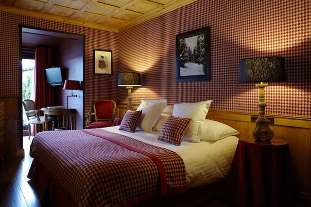 Prestige Room