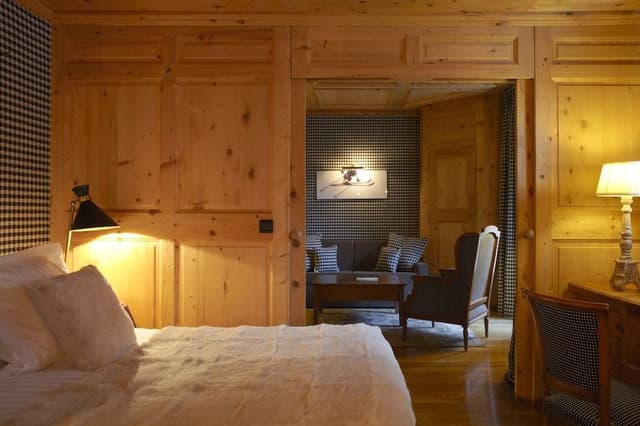 Prestige Room