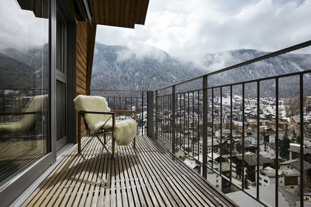 Panoramic Suite, Mountainside (Matterhorn Suite)