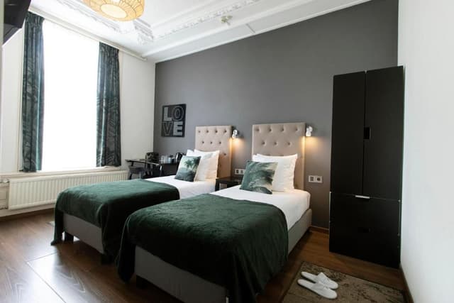 Twin Room with Canal View