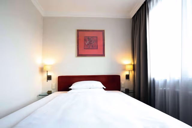 Standard Room, 1 Queen Bed