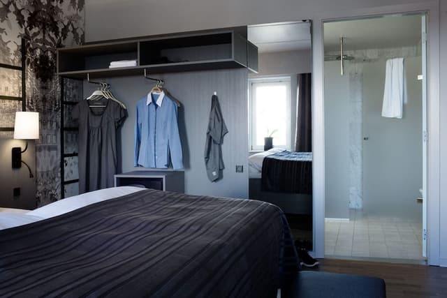 Suite (Master)