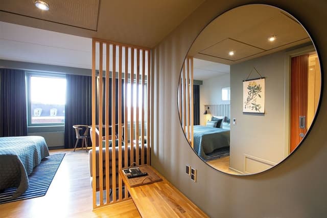 Junior Suite, 1 King Bed