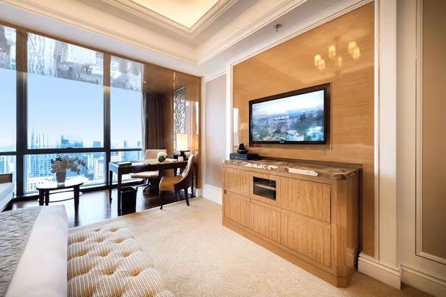 Club Room, 1 King Bed