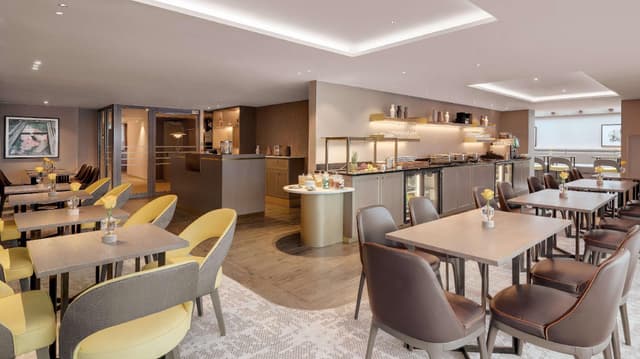 King Executive Suite