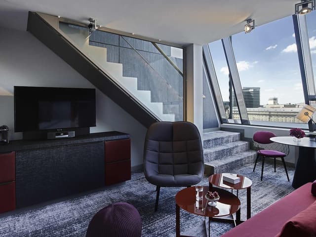 Junior Suite, City View (Duplex)