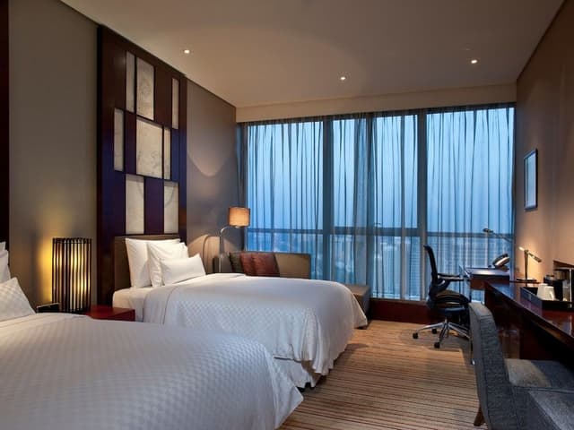 Westin, Premier Room, 2 Double Beds, City View