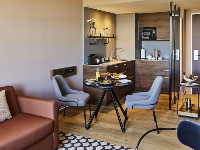 Deluxe Room, 1 Double Bed, Kitchenette (Premium)