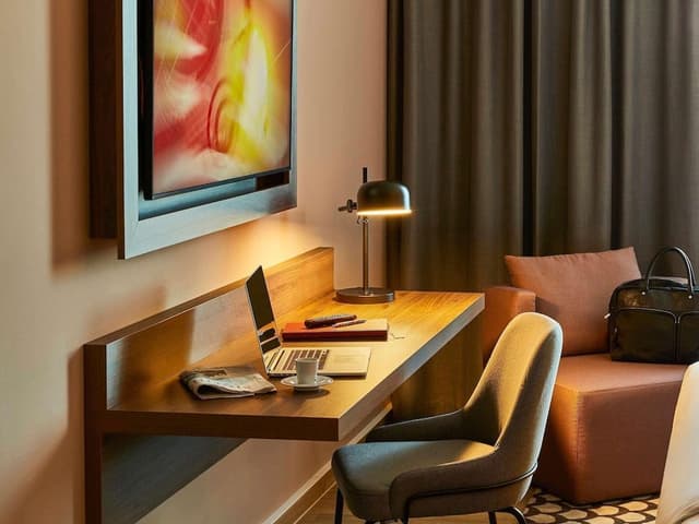 Deluxe Room, 1 Double Bed, Kitchenette (Premium)