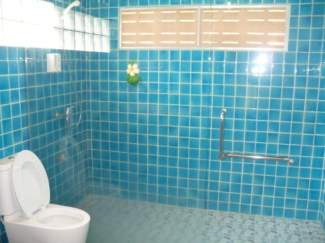 Deluxe A/C 2 Double
