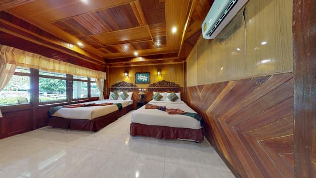 Deluxe Queen Bungalow