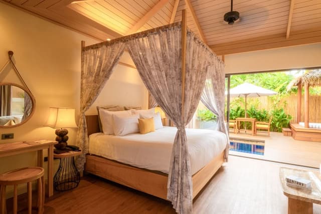 Courtyard Plunge Pool Villa