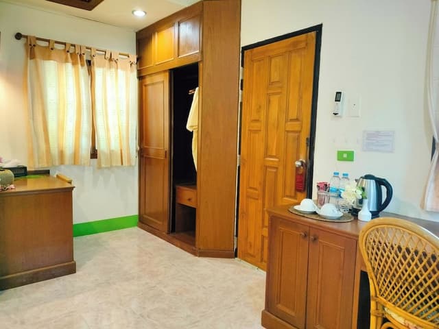 Deluxe Bungalow