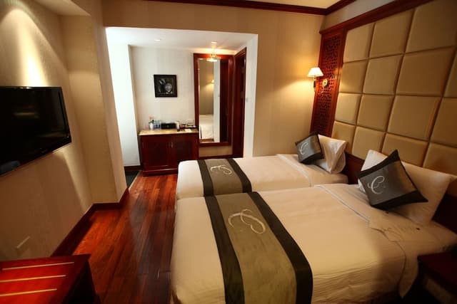 Classic Room, 1 Double or 2 Twin Beds, City View