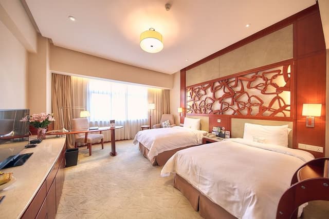 Superior Room 2 Twin Beds