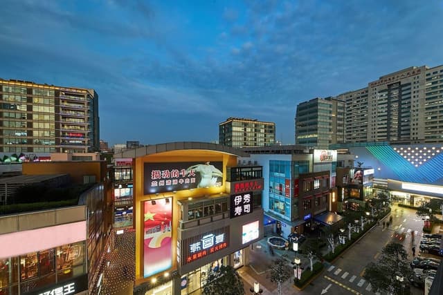 Room, 2 Double Beds, City View