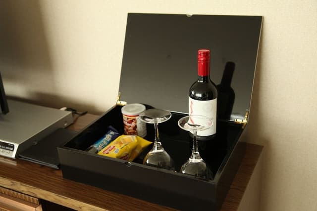 Room, 2 Double Beds, City View