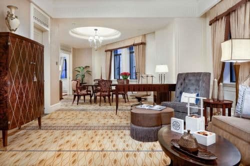 Signature Riverview Suite