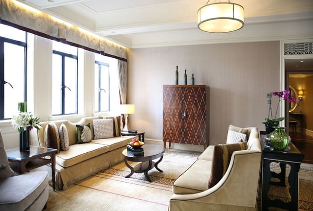 Signature Riverview Suite