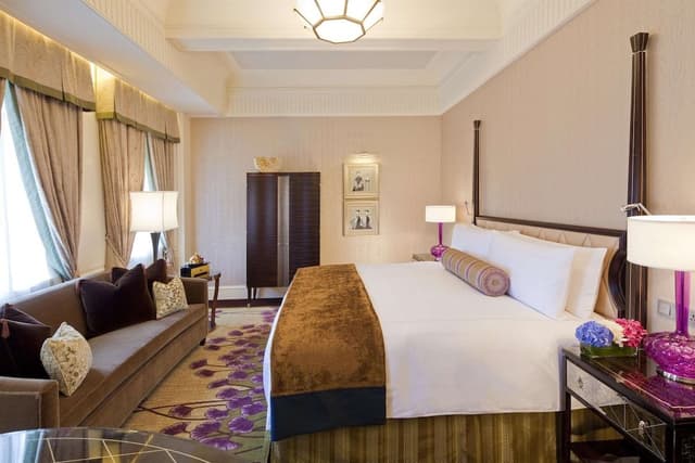 Deluxe Room, 1 King Bed, Non Smoking