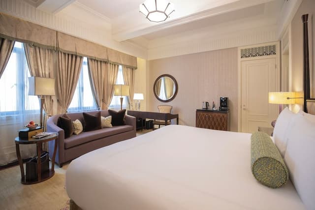 Deluxe Room, 1 King Bed, Non Smoking