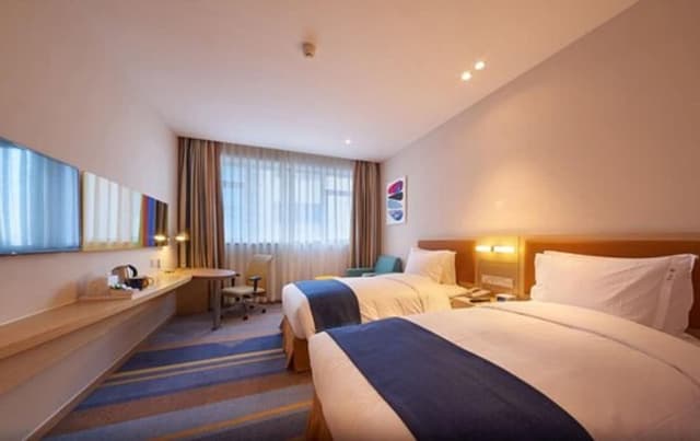 Standard Room, 2 Twin Beds (Extra Floor Space)