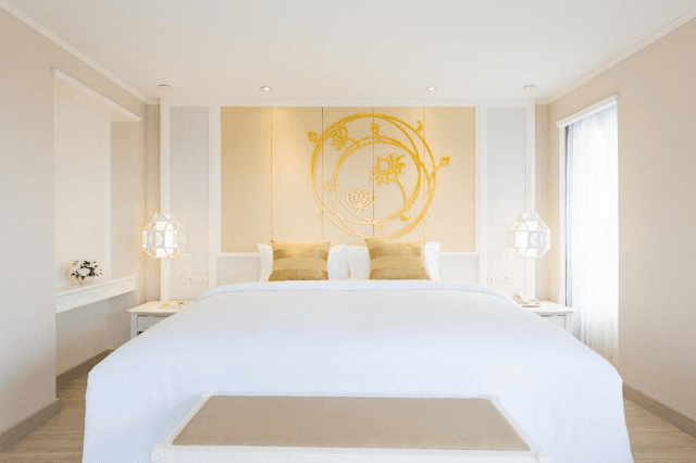 Riverie Suite